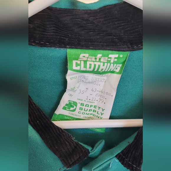 Vintage Safe-T-Clothing Shop Shirt - Picture 11 of 12